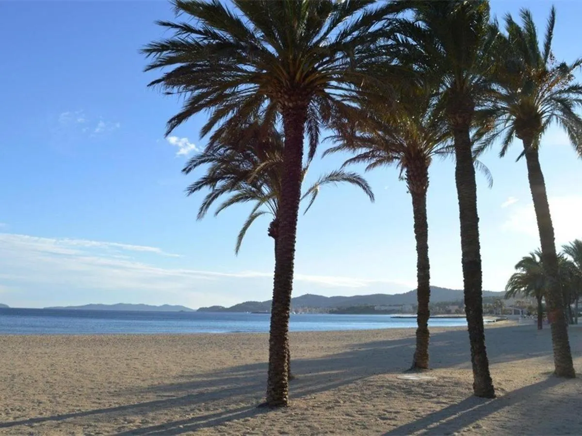 Studio Climatise Avec Terrasse Et Parking Au Centre Du Lavandou - Fr-1-251-202 勒拉旺杜 0*,  法国